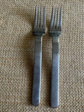 Wren Satin Dinner Fork (2) Cambridge Stainless